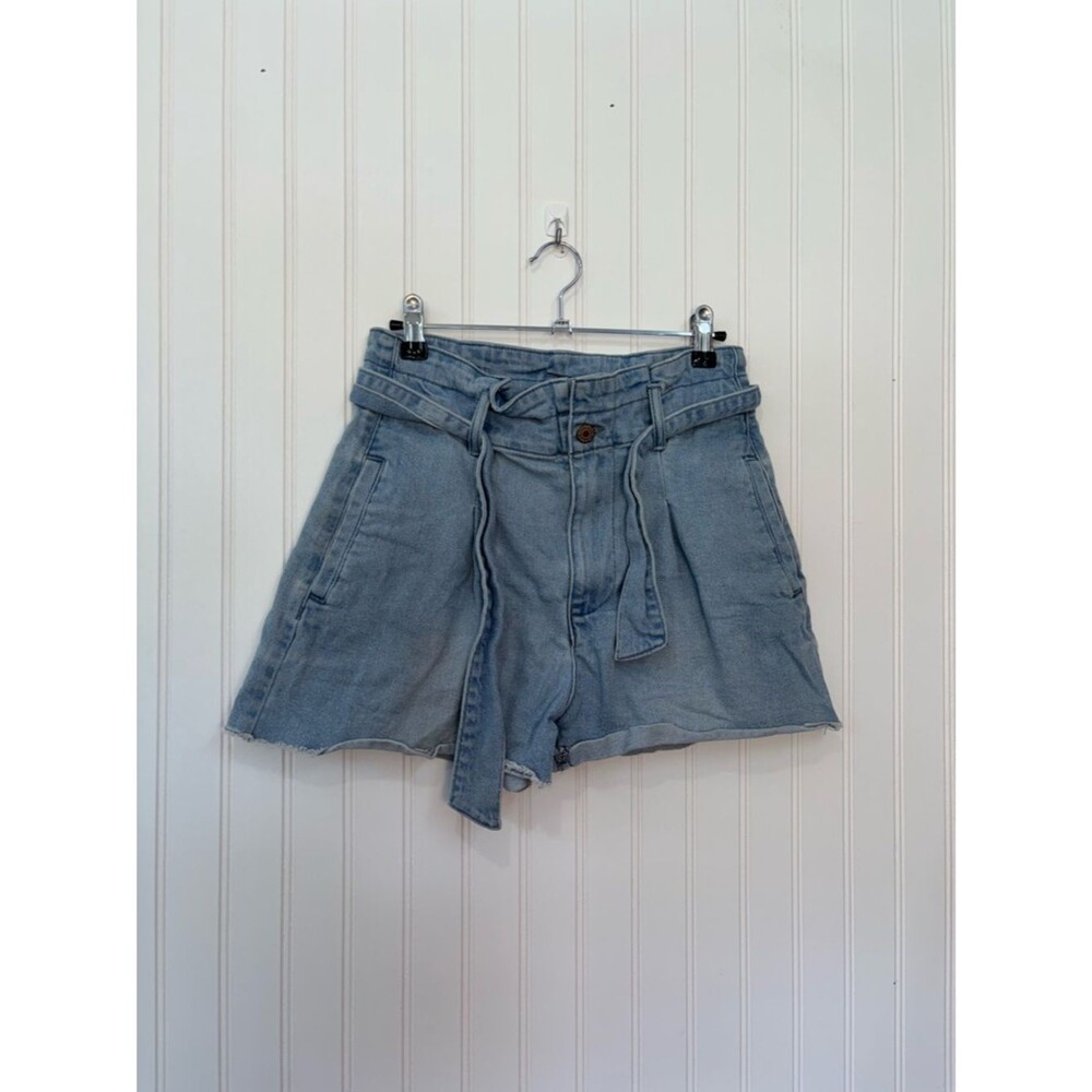 Calvin Klein Jeans Light Blue Paperbag Denim raw hem zipper Shorts with Tie Belt